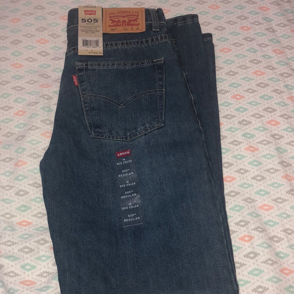 Boys Levi’s jeans